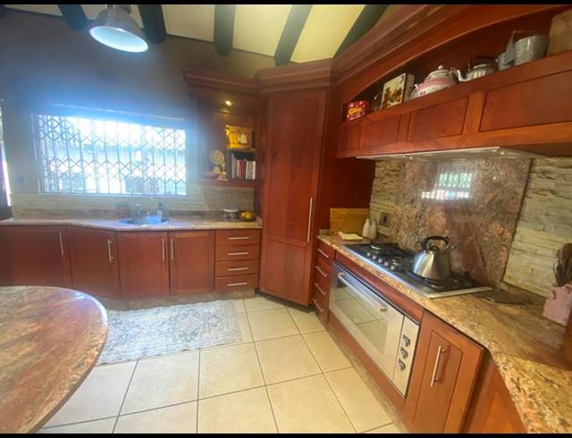 4 BEDROOM HOUSE FOR SALE IN DENNESIG
